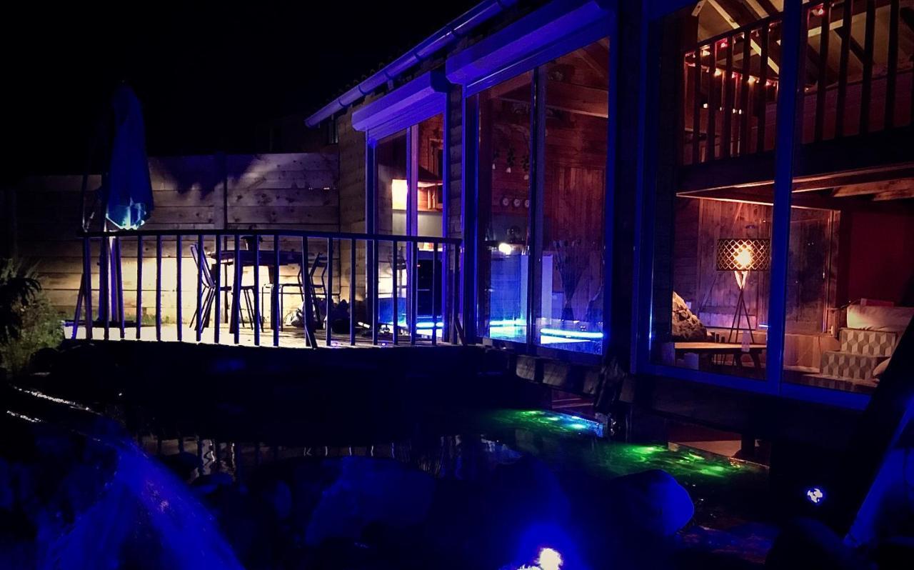 Villa Shangri-La At Concepts En Barousse Créchets Εξωτερικό φωτογραφία