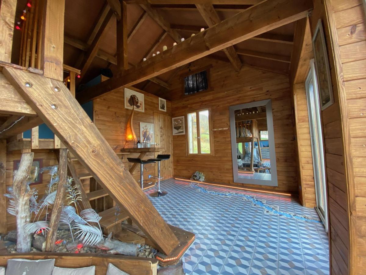 Villa Shangri-La At Concepts En Barousse Créchets Εξωτερικό φωτογραφία